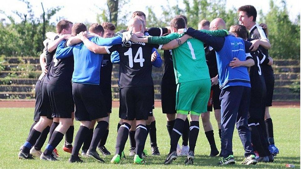 Die SG Lühe hat derzeit oft Grund zum Jubeln. Reicht es noch zum Aufstieg?  (F: Brunsch)