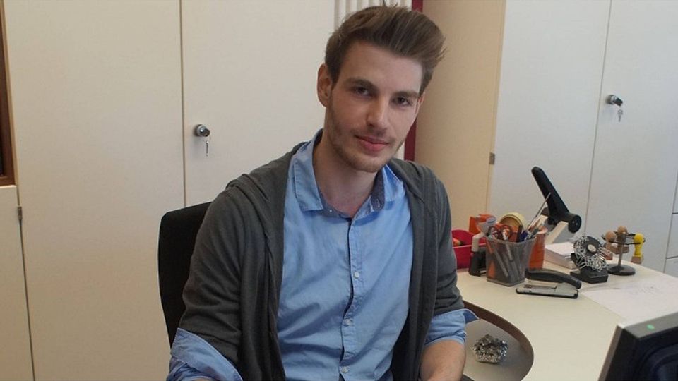 Organisatorische Aufgaben erledigt Alexander Meyer in der Geschäftsstelle des SCM, ansonsten ist er in der Kinder-und Jugendarbeit des Vereins aktiv. Foto: Christina Wiesmann