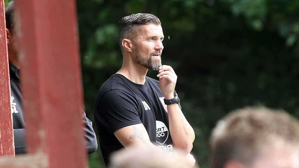 Trainer Dennis Usadel (TSV Kropp).