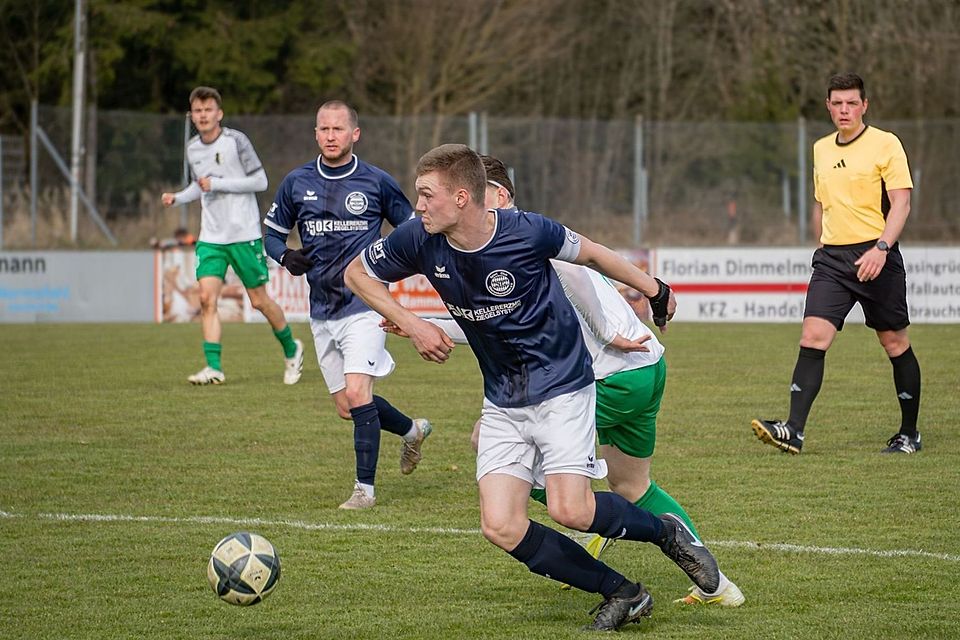 Oberweikertshofen reist zum Spitzenreiter 