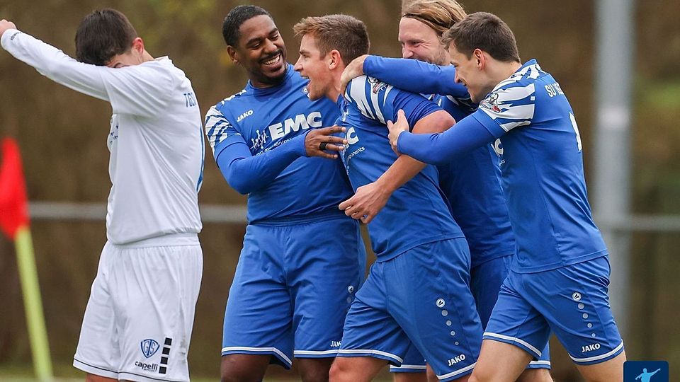  Der SV 1922 Walsdorf darf jubeln und zieht nach dem Sieg gegen die TSG Wörsdorf ins Halbfinale des Kreispokals ein.
