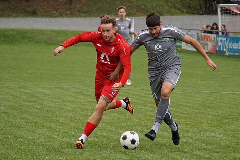 Leon Gentsch (rotes Trikot) steht stellvertretend für den Schmöllner Aufschwung.