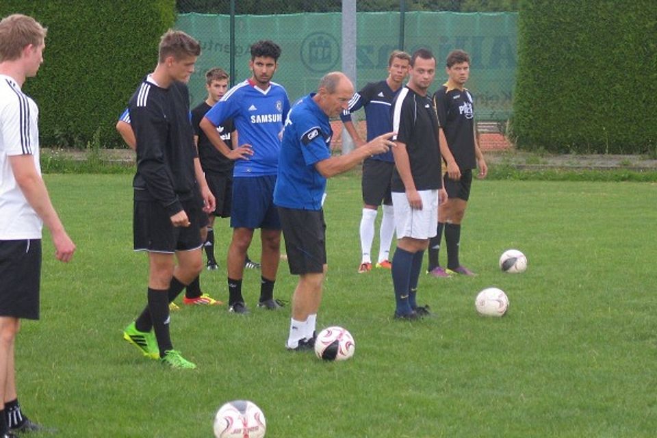 Ioan Pal räumt seinen Trainerposten beim FV Wendelstein. F: Hochreuther