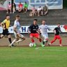 Im Hinspiel hatte der TSV Seebach (in weiß) gegen den FC Sturm Hauzenberg das Nachsehen 