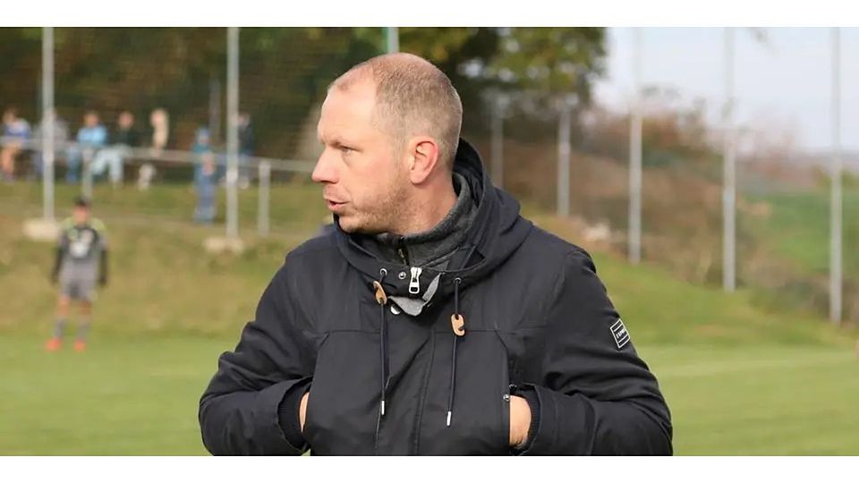 Trainer Patrick Will und dem SSV Endbach/Günterod gelingt Sonntag etwas, was diese Saison nicht einmal ein Hessenligist schaffte: den TSV Caldern zu besiegen. © Jens Schmidt