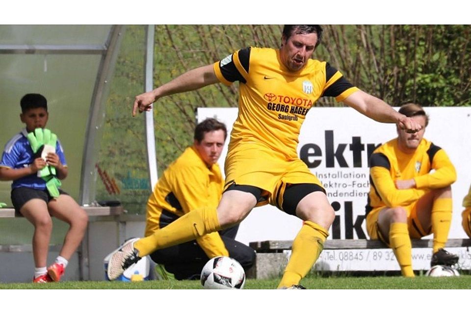 Der FC Bad Kohlgrub muss sich steigern: Gegen Bernbeuren setzte es eine 1:3-Niederlage  (Foto: Markus Nebl)