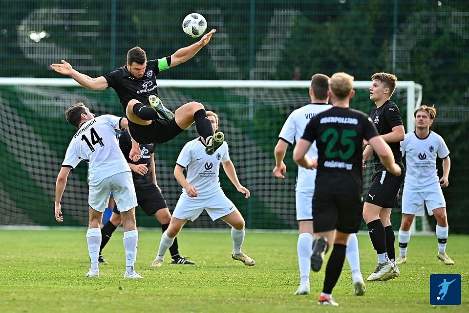 Die DJK Vornbach entschied ein absolutes Kampfspiel in Oberpolling zu seinen Gunsten und steht dadurch nun - zumindest vorerst - auf Platz 1 der Bezirksliga Ost.