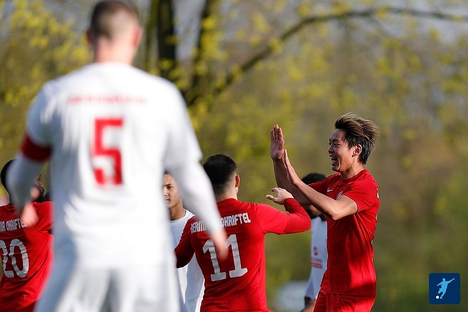 Germania Okriftel drehte die Partie gegen Niederhöchstadt nach einem 0:1 noch in einen 3:1-Sieg.