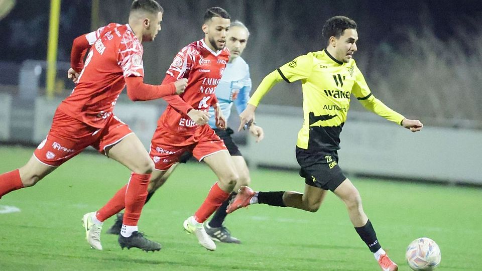 Szene aus dem Spiel Niederkorn gegen Wiltz, welches der Progres 3-1 gewinnen konnte.
