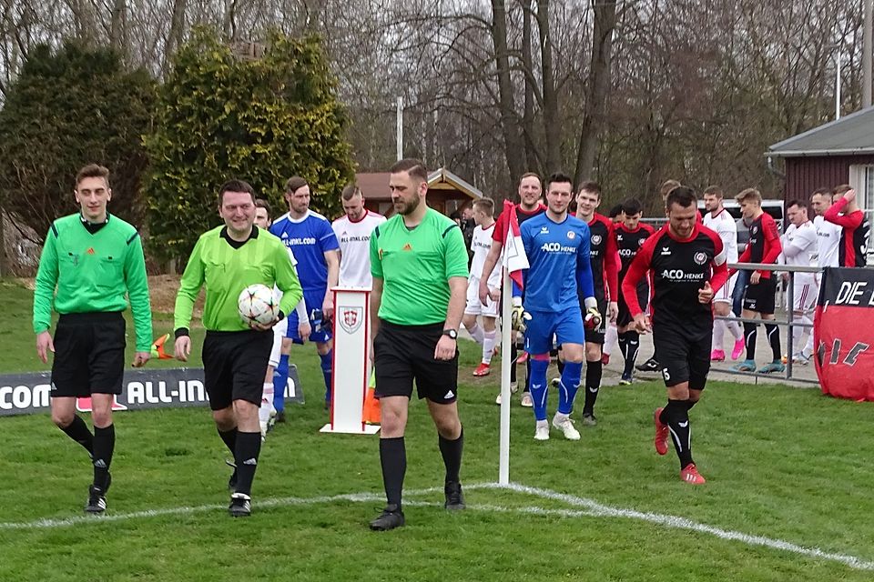 Der FSV 1990 Neusalza-Spremberg (4.) empfängt den FV Eintracht Niesky (2.) zum Kreisderby. 
