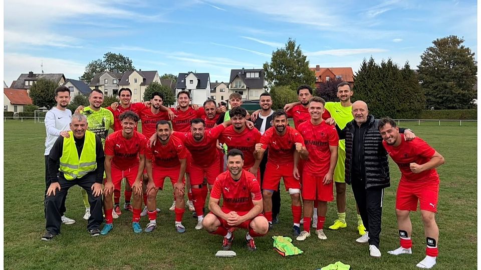 AFC Siegerfoto nach Abpfiff