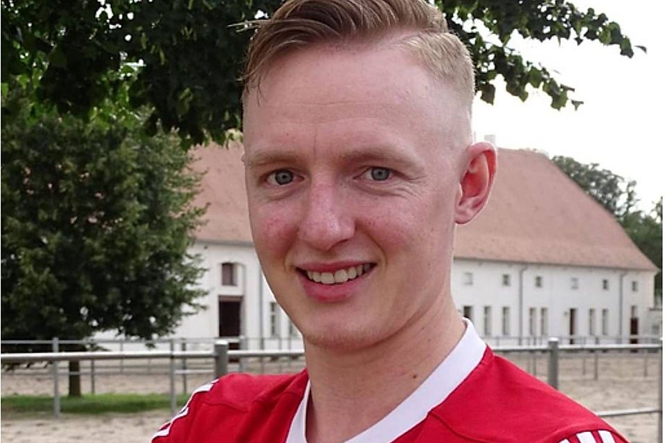 Jeffrey Kniestedt wechselt von Schwarz-Rot Neustadt zu Ligakonkurrent Stahl Brandenburg.