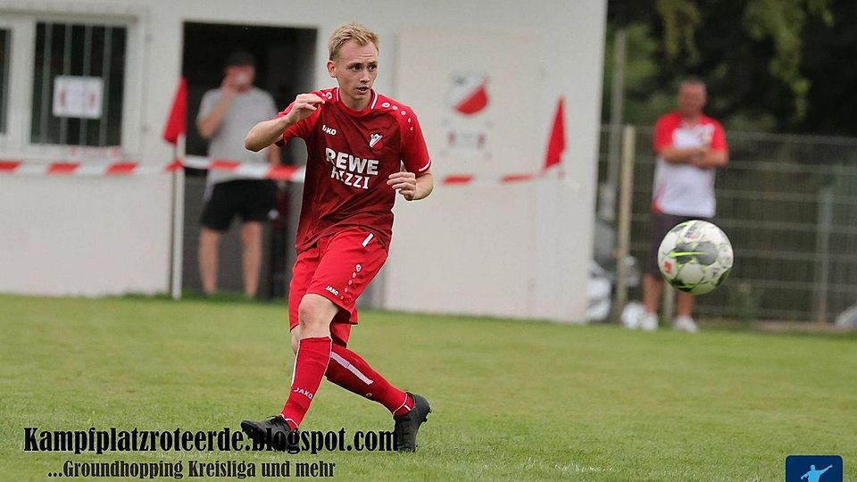 Der SV Hertmannsweiler (rote Trikots) gewann deutlich. 