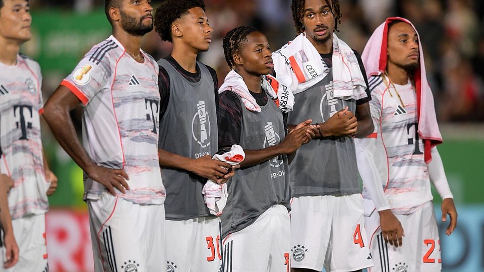 Auf Cassiano Kiala (3. v. li.) setzt man beim FC Bayern große Stücke.