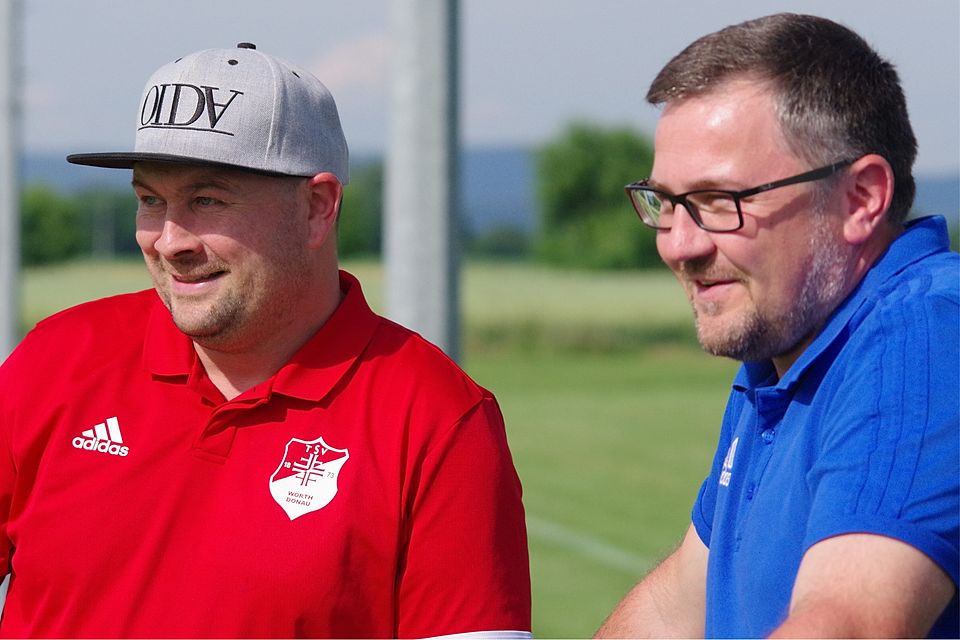 TSV-Abteilungsleiter Matthias Groß (links) ist guter Dinge. Ebenfalls sein Stellvertreter Markus Weinzierl.