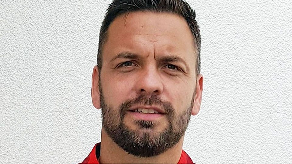 Vom A-Jugendcoach zum Trainer der Kreisliga-Mannschaft im VfR Jettingen befördert: Sven Müller.	    F.: Jörg Hahn