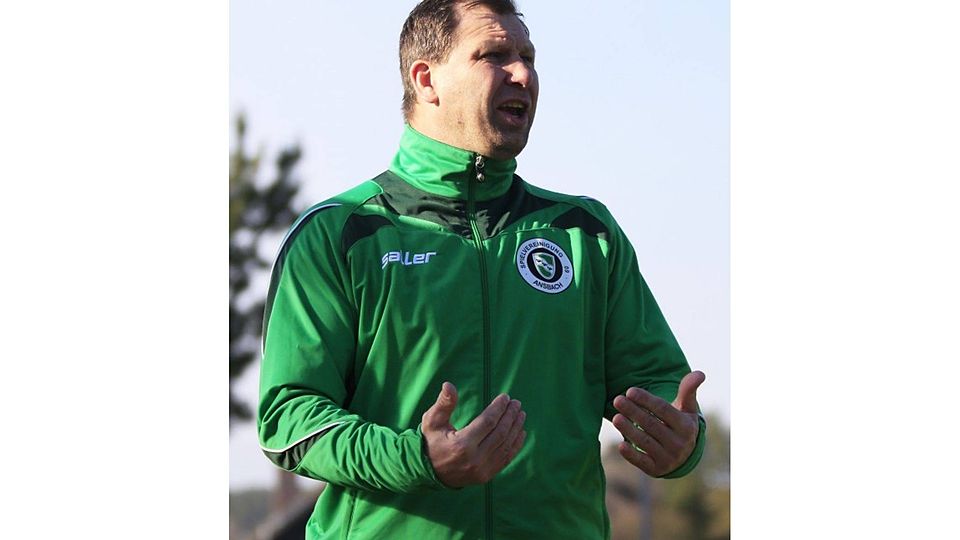 Der neue Coach in Schnepfenreuth: Thomas Foth. F.: Giurdanella