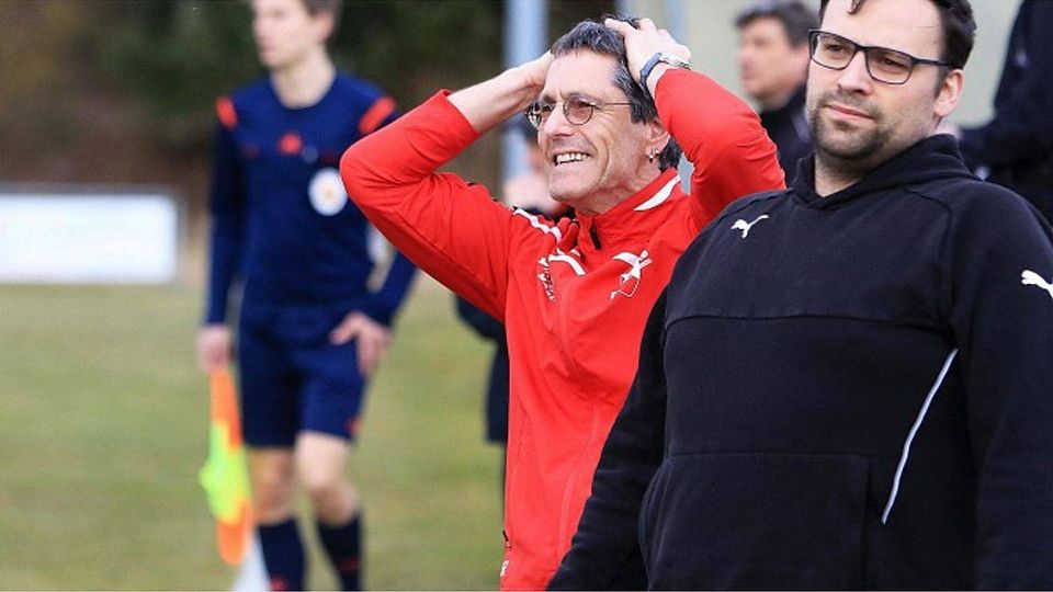 Zum Haare raufen fand WaRe-Trainer Joachim Ruddies die beiden jüngsten Auftritte seiner Mannschaft. Nach zwei Niederlagen soll am Samstag gegen den FC 08 Villingen II das Abrutschen Richtung Abstiegszone gestoppt werden. Archivfoto: Karl-Heinz Bodon