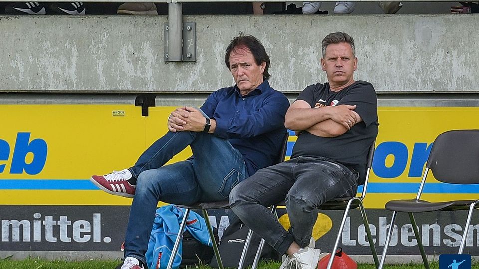 "Es wird keine Harakiri-Aktionen geben": Trainer Heribert Ketterl (li.) und Hankofens Sportlicher Leiter Richard Maierhofer planen für die kommende Saison in der Bayernliga.