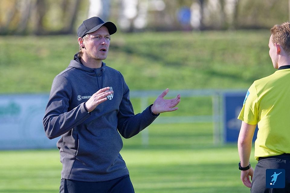 Zwar gibt Sand-Trainer Matthias Strätz die Hoffnung noch nicht auf, aber: Nach sechs Spielzeiten steht der 1. FC Sand vor dem Abstieg in die Landesliga.