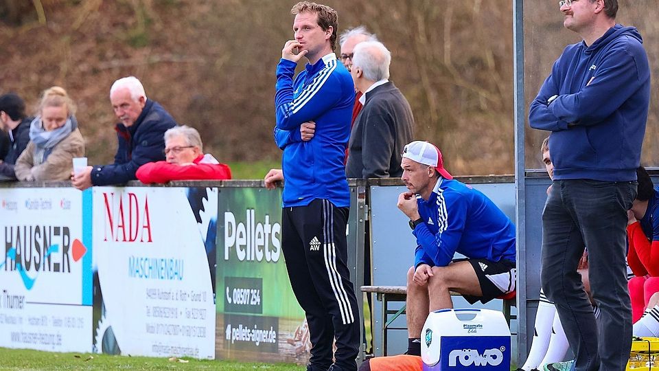 Spielertrainer Andreas Wendl und der SV Etzenricht reisen am Dienstag nicht in den Bayerischen Wald.