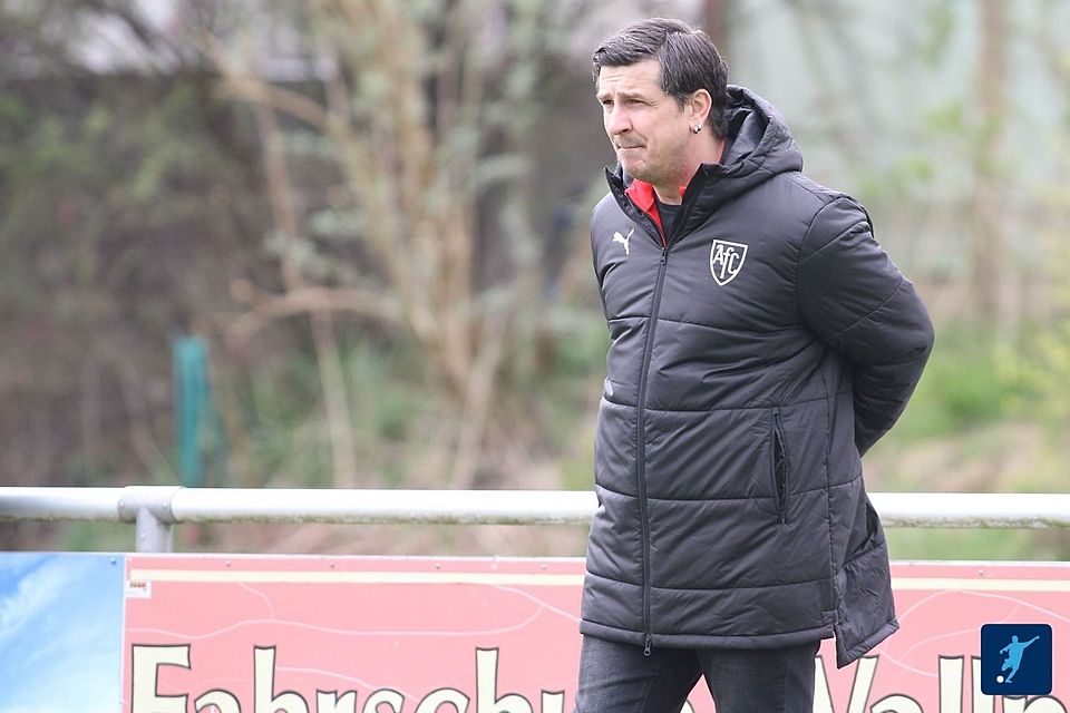 Florian Bruckmeier ist nicht mehr Trainer des FC Amsham.