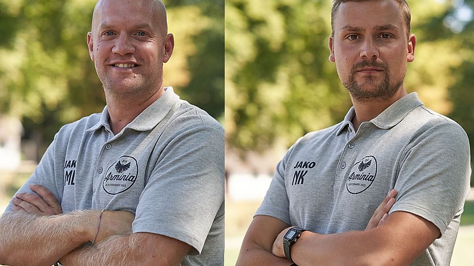 Marcel Landers (li.) und Nils Keiser stehen auch in der kommenden Saison an der Seitenlinie der DJK Arminia Klosterhardt.