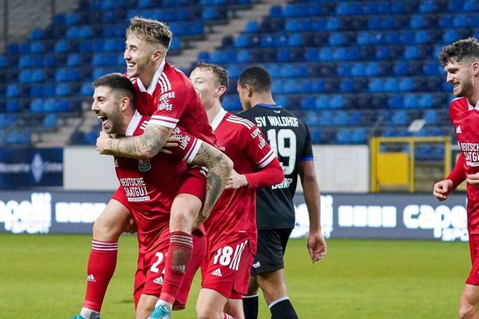 Das Hinspiel im Dezember konnten die Hachinger noch mit 4:1 für sich verbuchen. Für die Fans der SpVgg wäre eine Wiederholung wünschenswert.