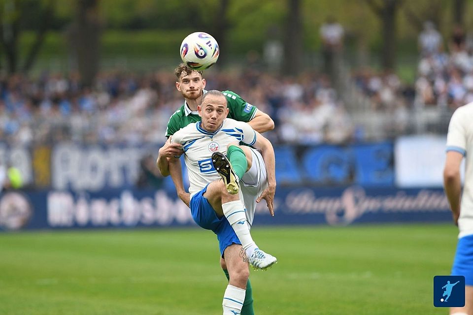 Rostock hat nun einen Drei-Punkte-Rückstand auf Duisburg.