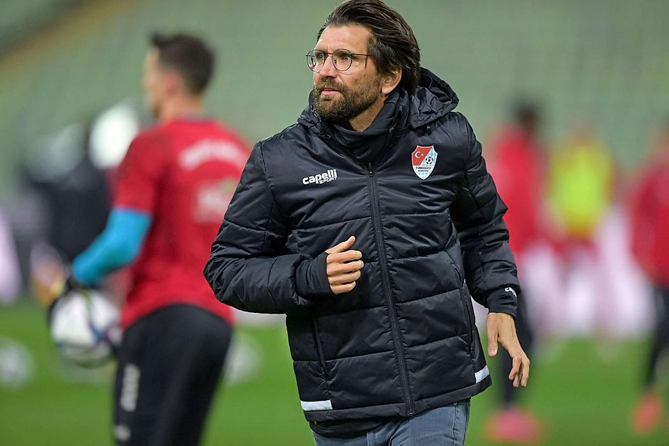 Schnurstracks wieder weg aus Bayern: Peter Hyballa ist nicht mehr Trainer von Türkgücü München.