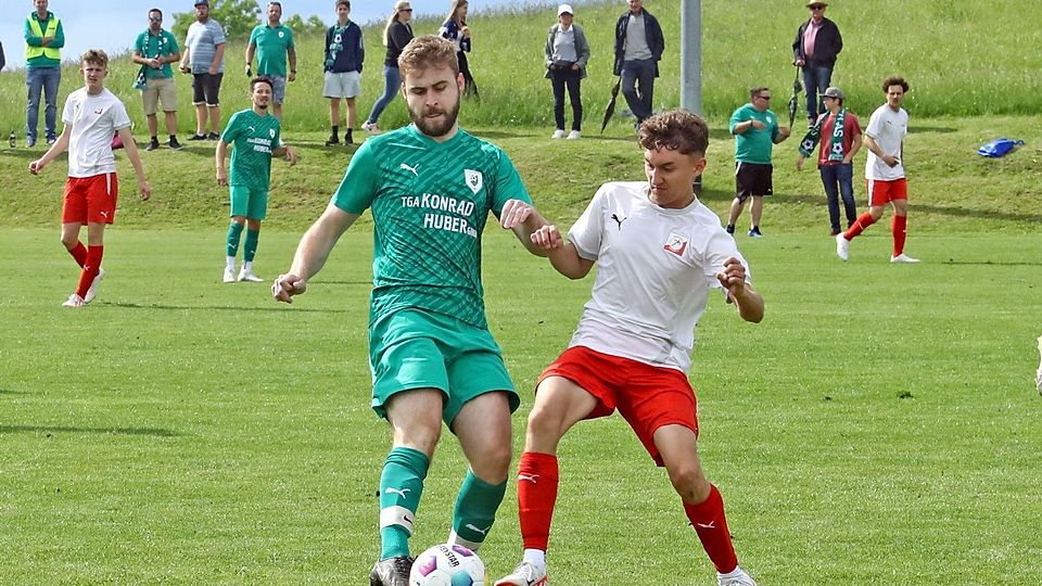 Bekommt zur kommenden Saison einen neuen Cheftrainer: Jakob Witteneberger vom SC Wörthsee (r.) wird ab kommender Saison nur noch von Niclas Hauser trainiert.
