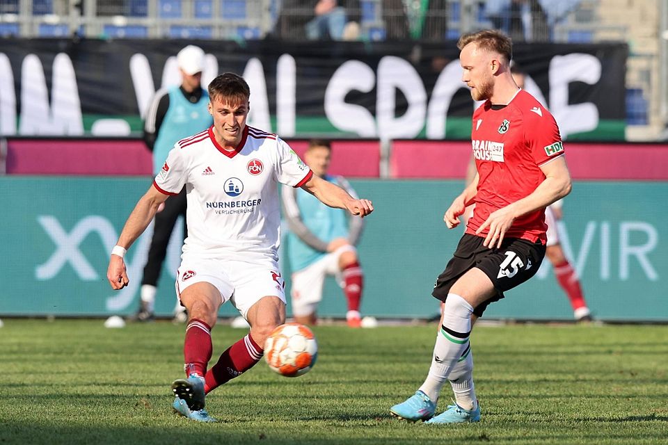 Kilian Fischer reitet mit dem 1. FC Nürnberg zurzeit auf der Erfolgswelle.