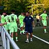 Die U19 des FCA Walldorf um ihren Trainer Meik Spieler geht gut gelaunt in den Runde