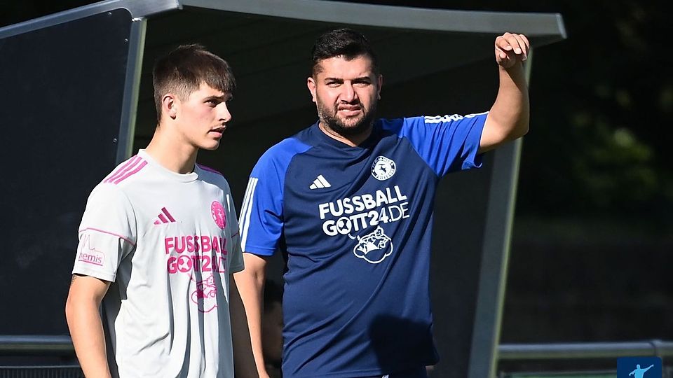 Trainer Farbod Khosravani und seine Mannschaft sind nun Zweiter