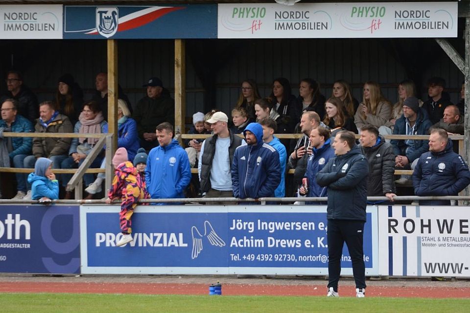 Viele Zuschauer besuchten das Spitzenspiel in der TUS-Arena.