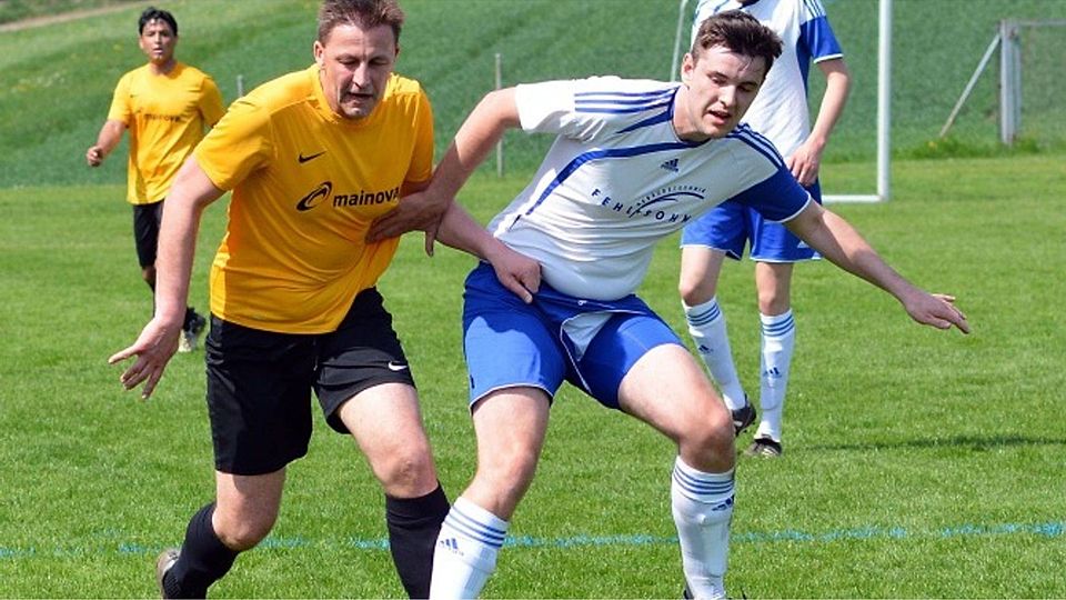 Die Löwen Schlüchtern entführten mit einem schmeichelhaften 2:1 die Punkte von der SG Freiensteinau II. 	Foto: Michelmann