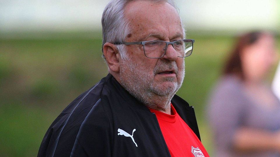 Helmut Wirth ist nicht mehr Coach des VfB Straubing 