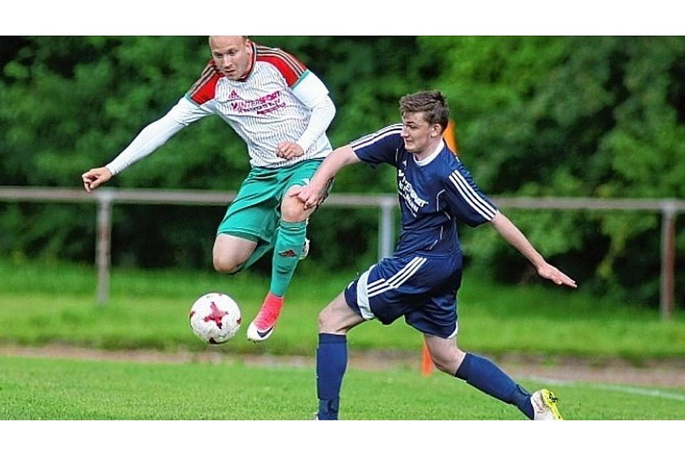 Zuletzt holte Jörn-Cedric Kuczynski (r.) mit dem Team Förde den ersten Sieg, während Schwansens Tim Rose erste Punkte abgab.dve