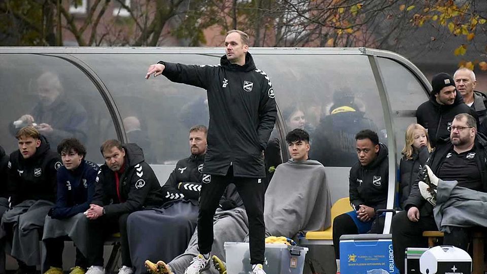 Trainer Björn Sörensen (SV Todesfelde).
