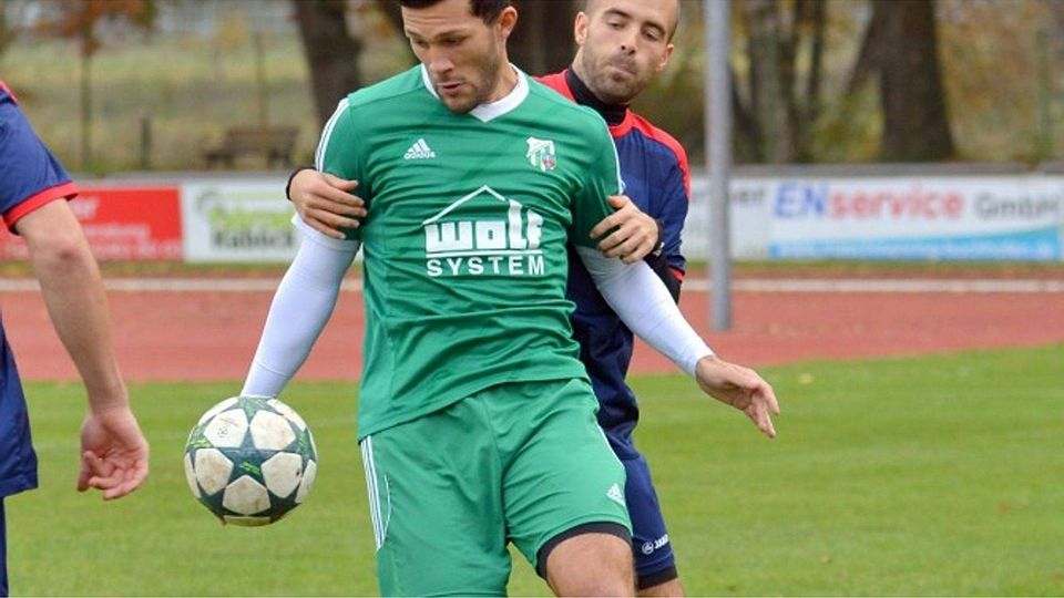 Stefano Gigliola greift ab Sommer beim SV Neuhausen/Offenberg an. F: Meier