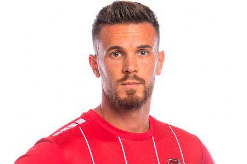 Azur Velagic einigt sich mit Türkgücü München auf eine Vertragsauflösung.