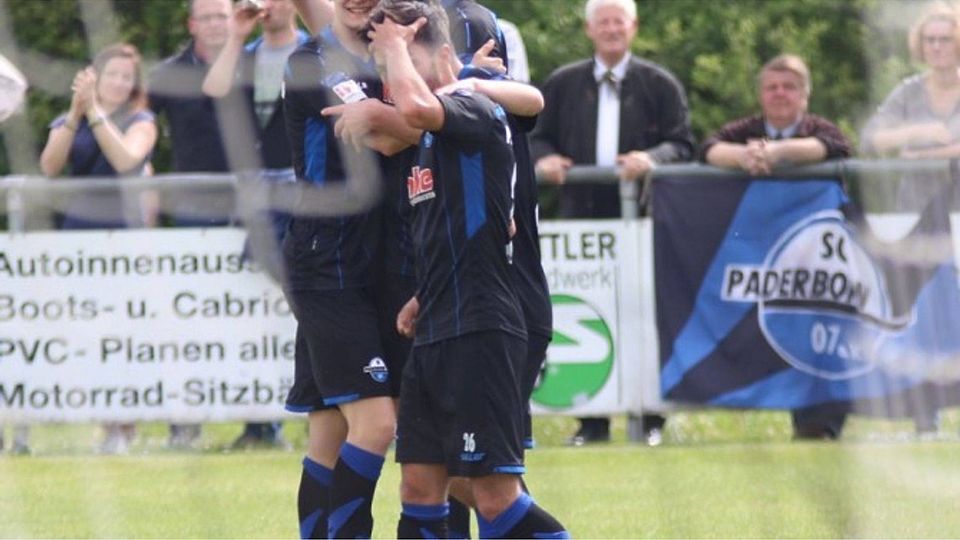 Viel Grund zur Freude: Die U21 des SC Paderborn 07 stand in der Saison immer wieder auf und belohnte sich am Ende mit dem Klassenerhalt. F: Heinemann