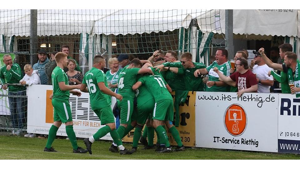 Rettung, abermaliger Absturz in die B-Liga oder erneutes Nachsitzen in der Relegation. Für Aufsteiger Breidenstein ist im Fernduell mit Obere Lahn und Biedenkopf II am Samstag alles möglich. © Jens Schmidt