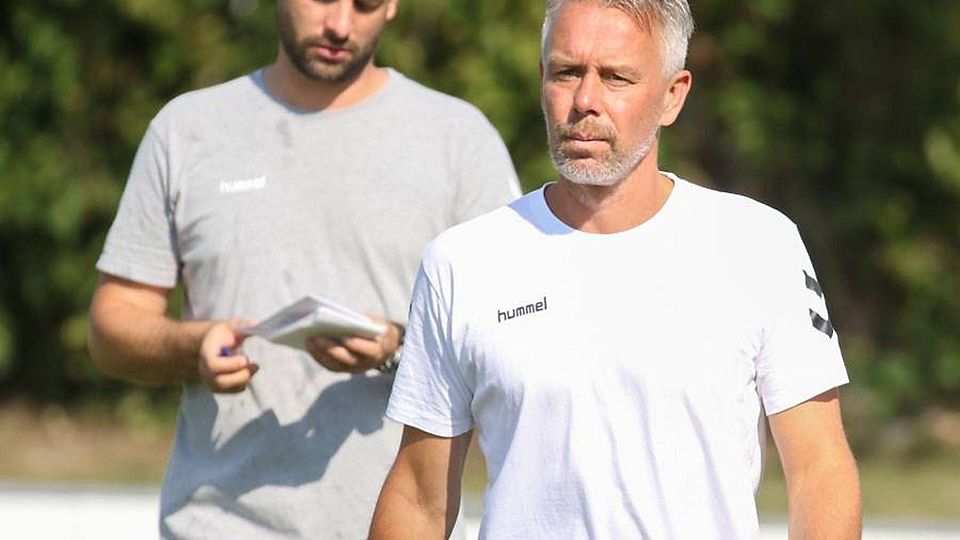 Hohe Ambitionen: Der Sportliche Leiter Michael Pfeifer und Trainer Gerd Klaus (r.) peilen den Aufstieg in die Regionalliga an.
