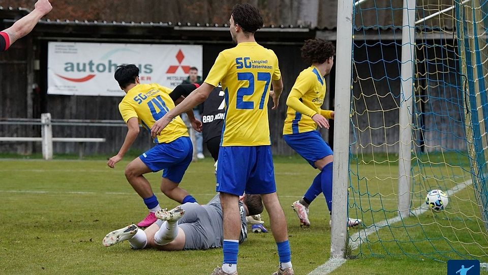 Bei den Gegentoren gegen Bad Homburg half die SG Langstadt/Babenhausen kräftig mit.