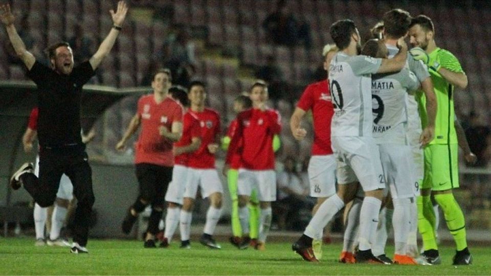 Immerhin keine Niederlage: Der VfR Wormatia Worms jubelt gegen Hessen Kassel über den Ausgleich von Benjamin Maas. F: Dinger