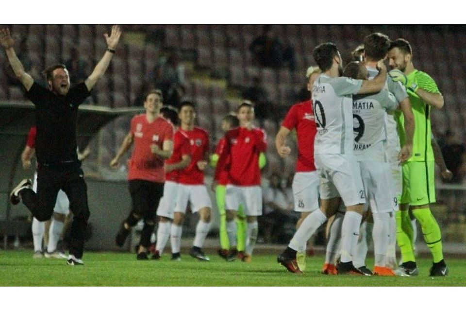 Immerhin keine Niederlage: Der VfR Wormatia Worms jubelt gegen Hessen Kassel über den Ausgleich von Benjamin Maas. F: Dinger