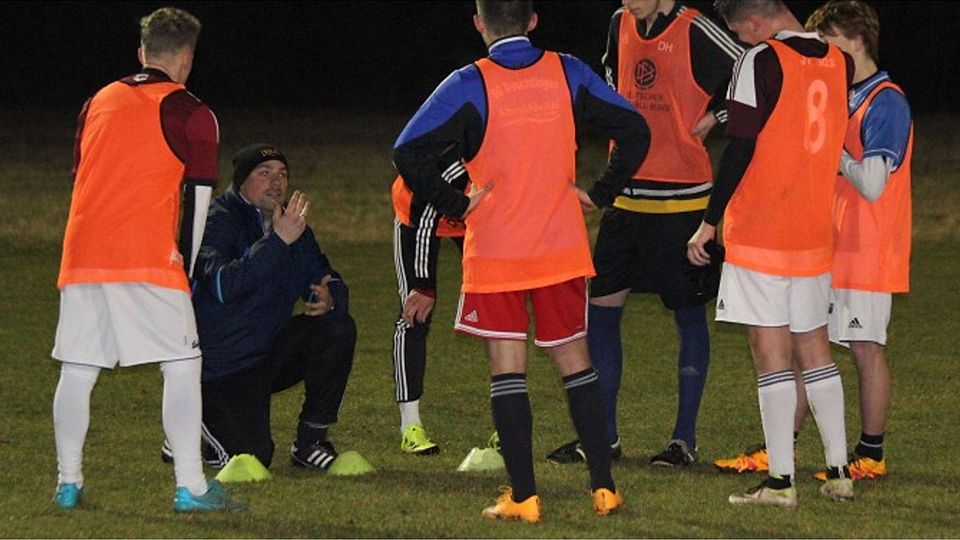 Tobias Grimm ist auch mit den U19-Junioren der SG VfL Teuchtlingen erfolgreich. Zweimal in Folge war das Kreisgruppen­team in der Hallenendrunde dabei. F: Bastian Mühling