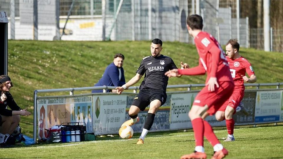 Fußball-Westfalenliga: Die Gastgeber treffen gegen den VfL in der Nachspielzeit. Das sagt Theesens Trainer Engin Acar