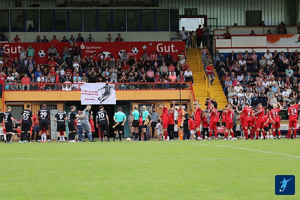 Das Siegener Leimbachstadion wird am 9. August gut besucht sein.
